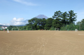 グラウンド